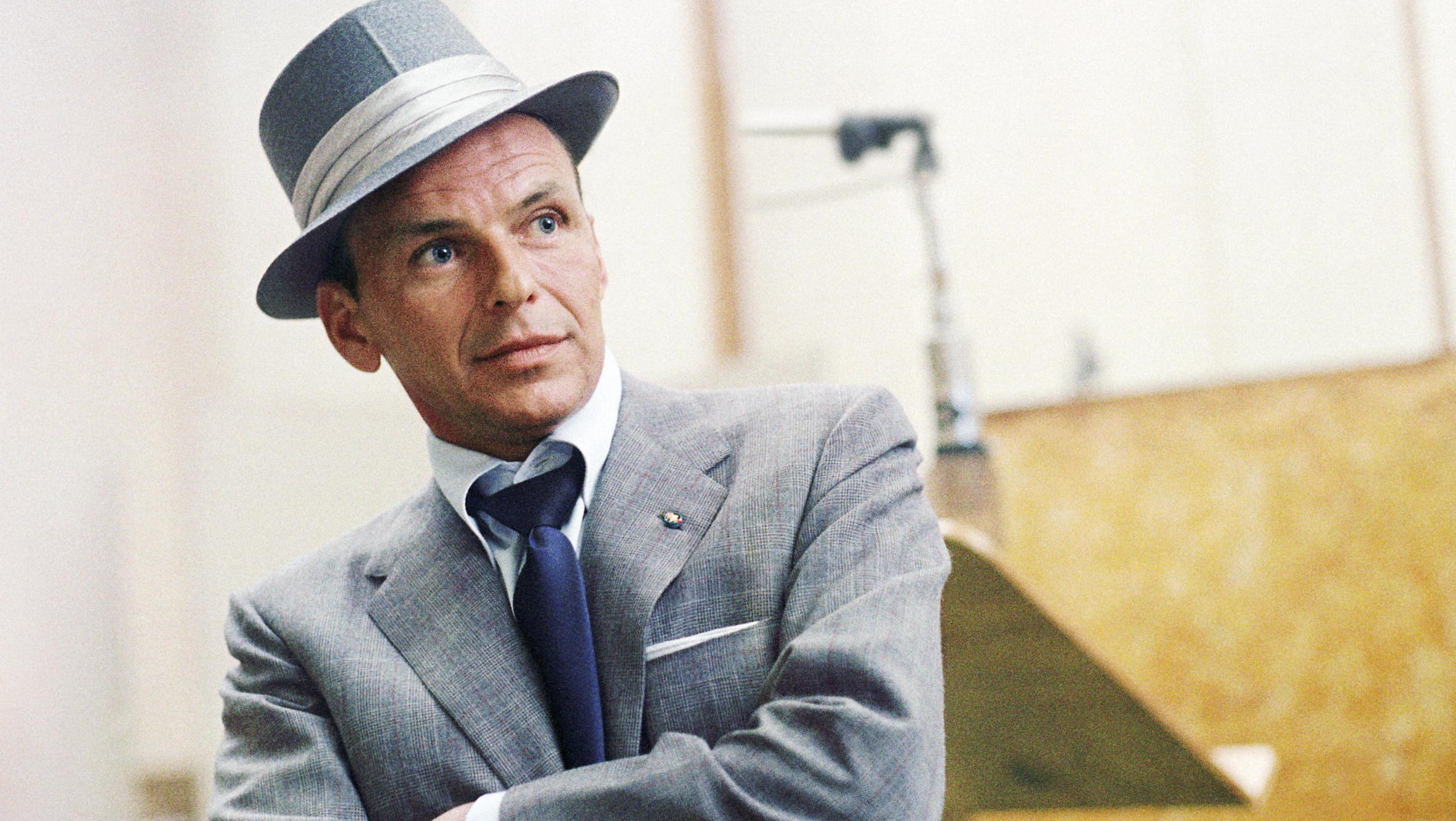 Frank Sinatra at a Capitol Records recording session in Los Angeles, CA. 1954. © 1978 Sid Avery