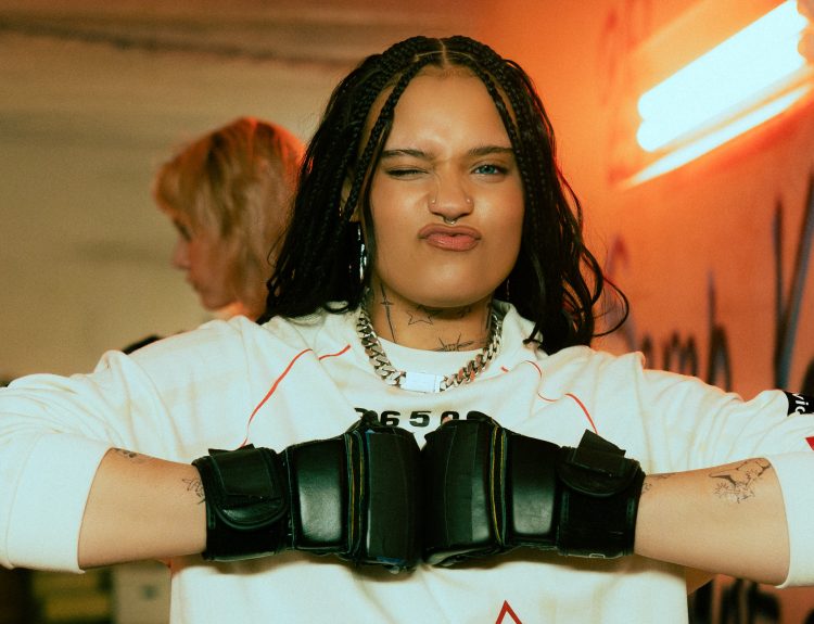 Sara James fot. Klaudia Piwek