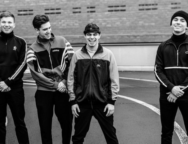 Kosmonauci (c) Grzegorz Gołębiowski