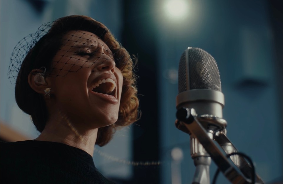 RAYE_Nightingale Lane._Abbey